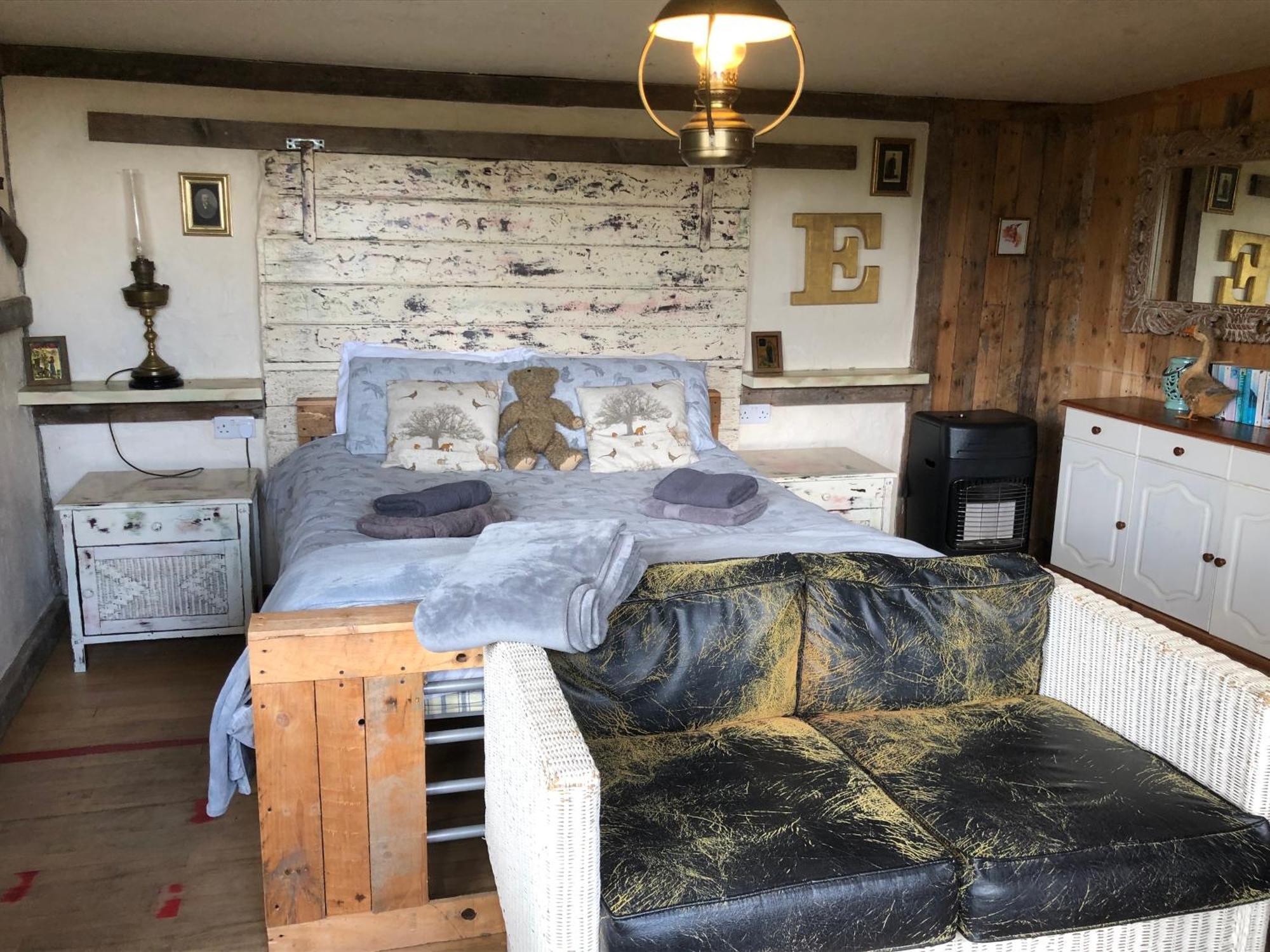Foxesden, Unique Eco Cabin, Dartmoor Views South Brent Экстерьер фото