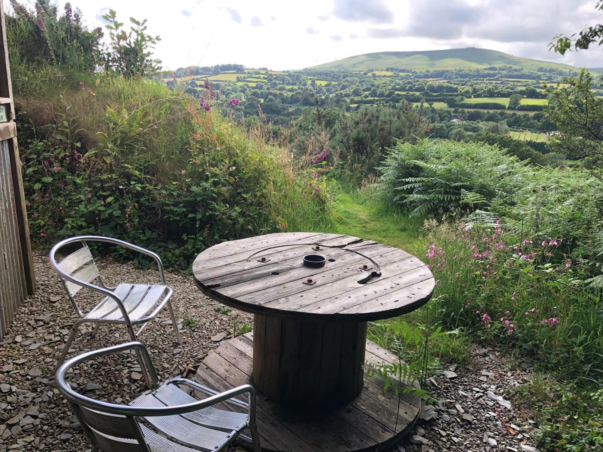 Foxesden, Unique Eco Cabin, Dartmoor Views South Brent Экстерьер фото