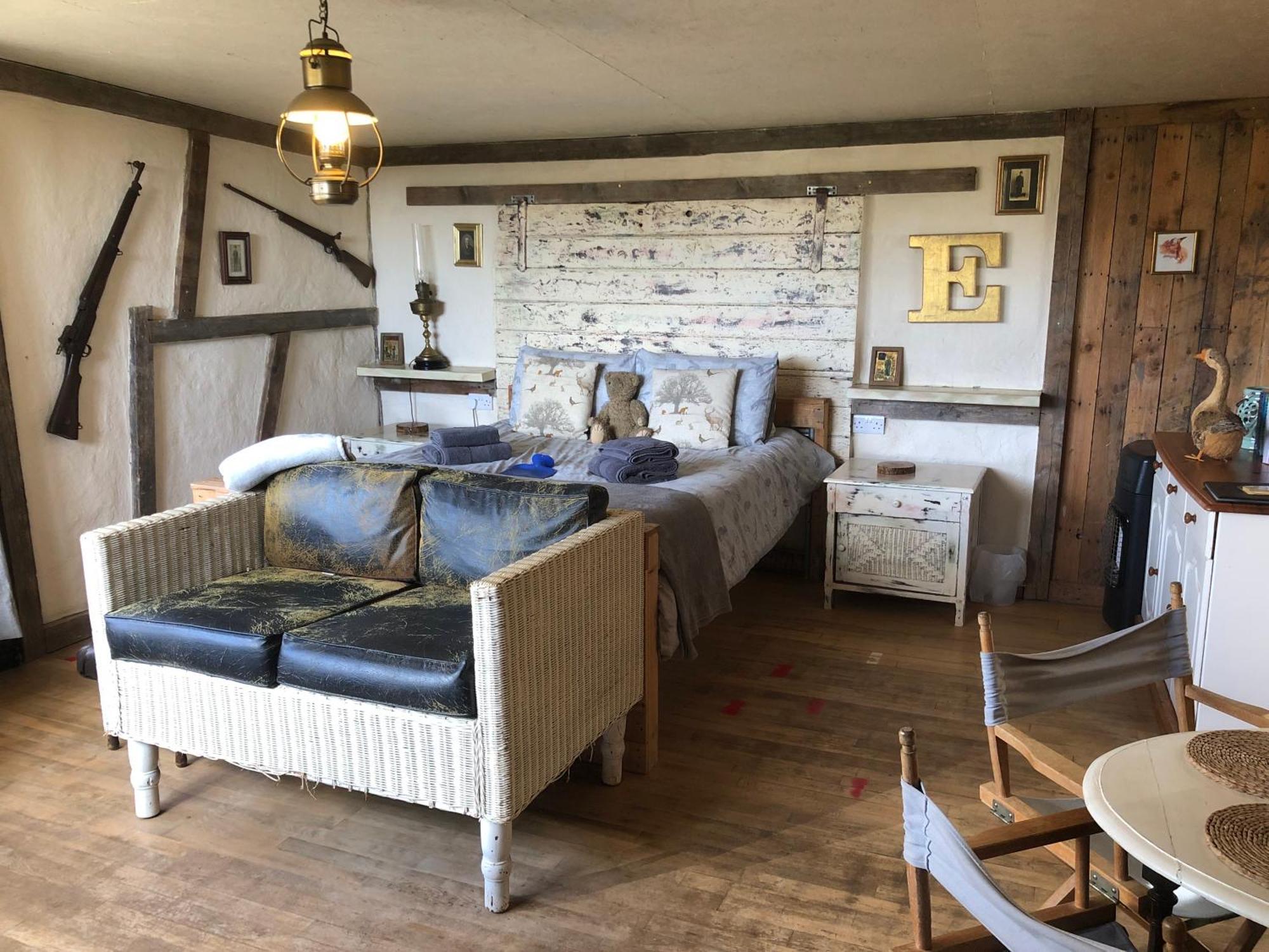Foxesden, Unique Eco Cabin, Dartmoor Views South Brent Экстерьер фото